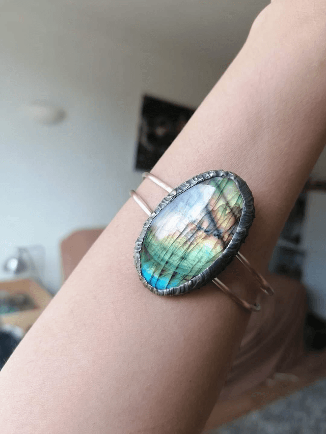 Crystal necklace, amethyst, labradorite bracelet , ring thulite larimar 