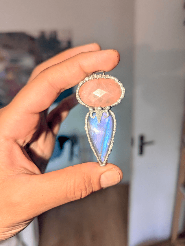 Rose quartz and purple labradorite 