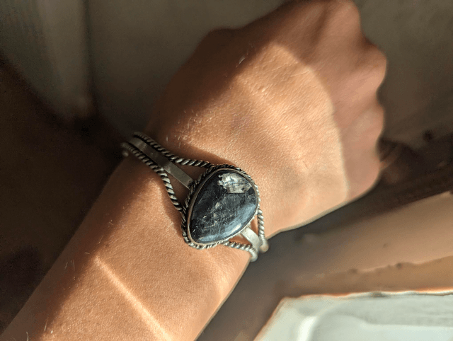 Hypersthene silver plated bracelet adjustable 