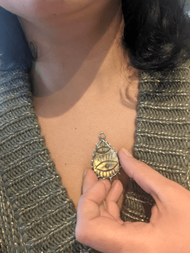Double eye labradorite 