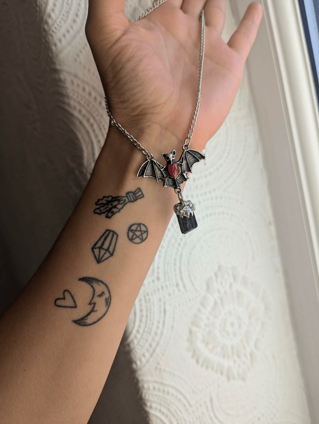 Bat and black tourmaline 