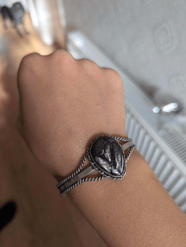 Hypersthene silver plated bracelet adjustable 