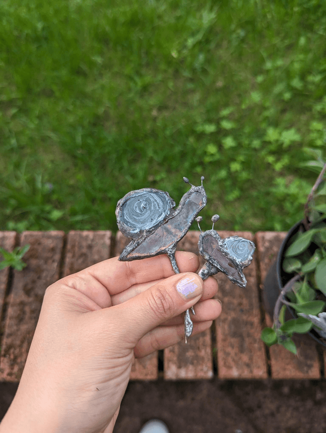 Mushroom pot decor gift suncatcher, snail decor , gift, handmade suncatcher 