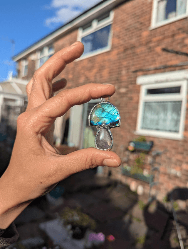 Mushroom shaped Labradorite and amethyst 