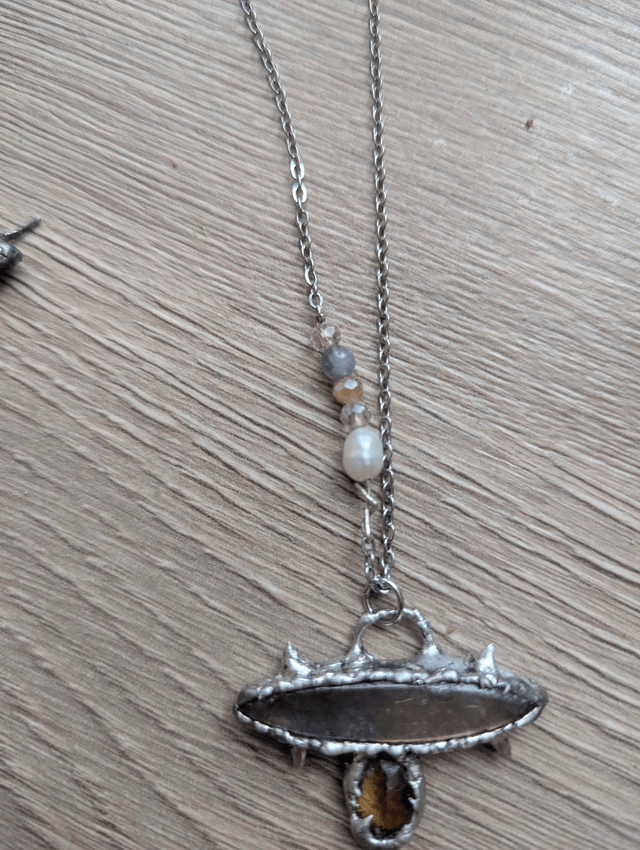 Labradorite and citrine necklace 