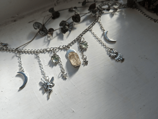 Scapolite crystal charm necklace, boohoo style , crystal jewellery, fairycore 