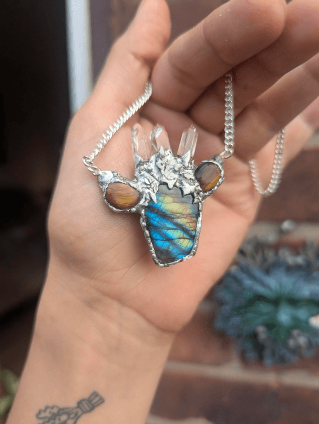 Labradorite quartz and tiger eye statement 