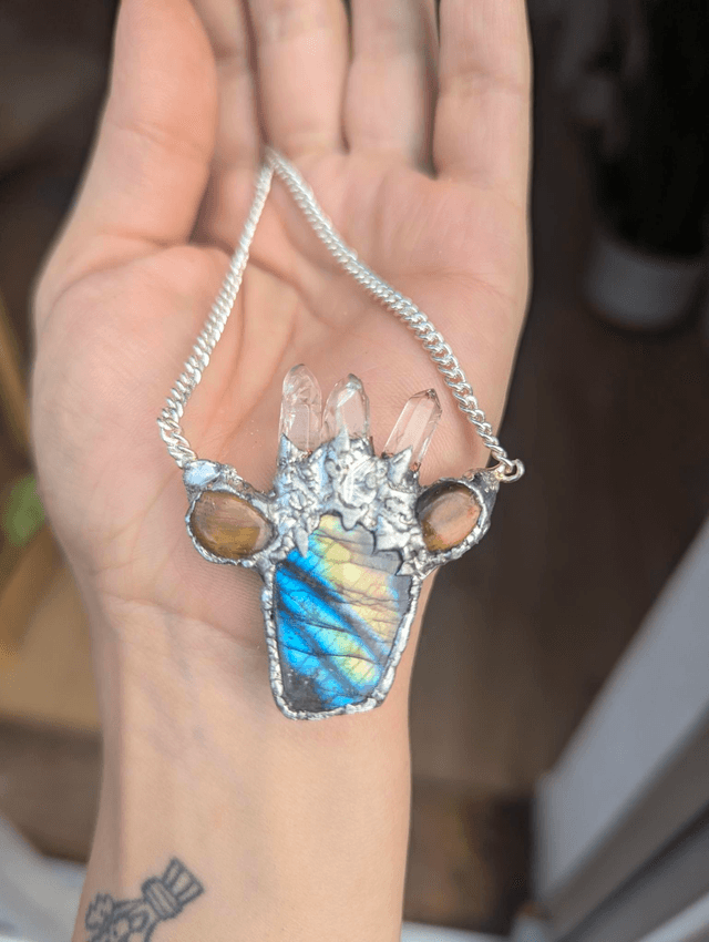 Labradorite quartz and tiger eye statement 