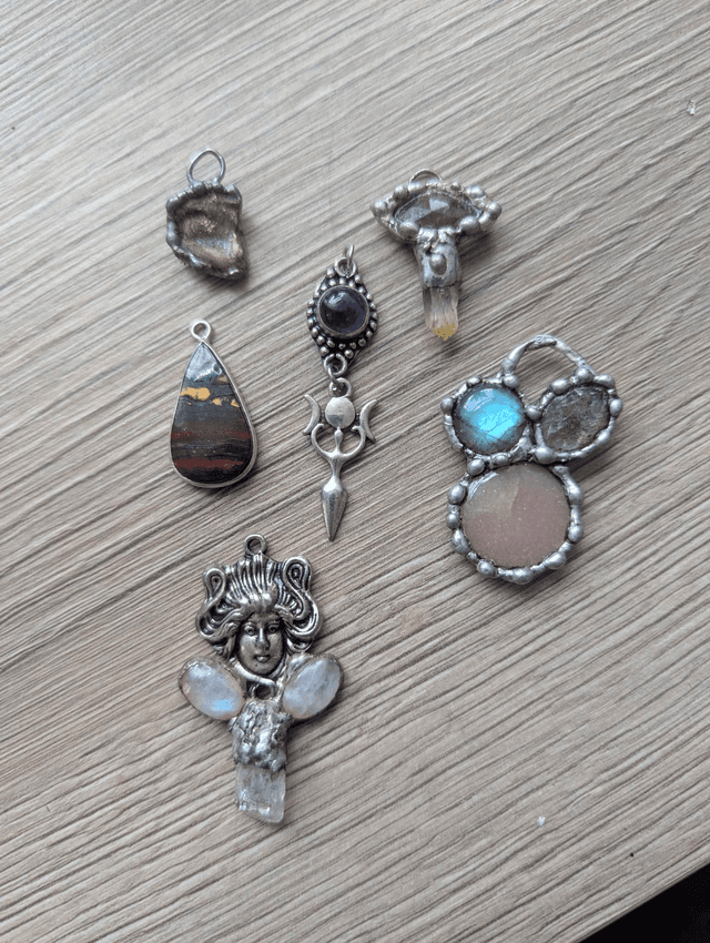 Divine collection, Dainty necklace, goddess , labradorite, tiger eye 